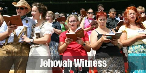 Members of Jehovah's Witness can wear a comfortable and modest top paired with a long skirt. They can complete their dress code with a pair of sandals or shoes.
