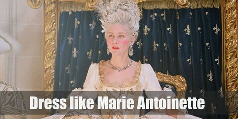 Marie Antoinette costume is dressing in frills and flounces, and used plenty of feathers too.