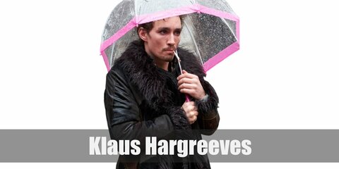  Klaus Hargreeves’ costume is a black fishnet crop top, a black leather blazer, a black leather pant, black combat boots, a pink boa, and brings along a clear bubble umbrella.